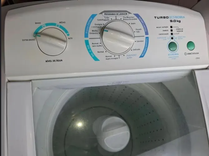 Máquina de lavar roupa Electrolux + Brinde especial