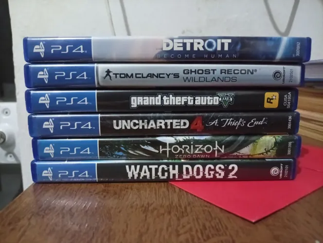 6 jogos de PS4 originais (GTA V, Uncharted 4, Watch Dogs 2, Horizon Zero Dawn, Detroit e+)