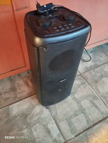 Caixa de som com bluetooth semi-nova ecopower