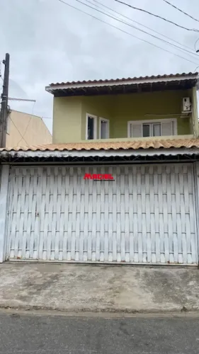 EXCELENTE SOBRADO NA ZONA SUL DE SJC, 4 DORM, SENDO 3 SUÍTES!!!APENAS R$ 650.000,00