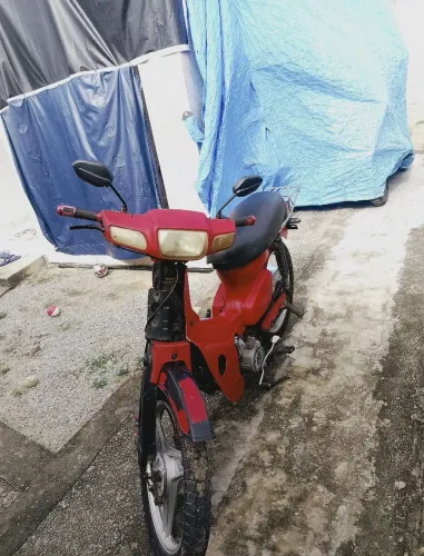 Vendo uma Moto Traxx 50cc ! Localizada no bairro Planalto, Pegando Tudo certinho