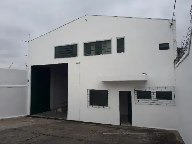 Barracão / Galpão - 350 m - Próximo a Marechal Floriano Peixoto