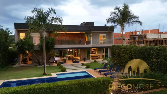 CASA DE ALTO PADRÃO À VENDA CONDOMÍNIO PORTO LARANJEIRAS | PIRACAIA/SP