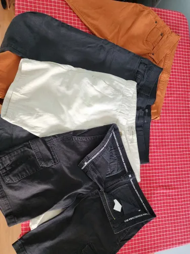 Kit com 2 calças e 2 bermudas