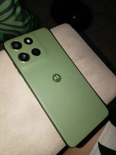 Moto G56 5g semi novo