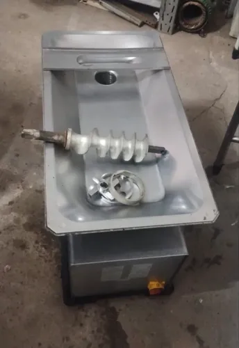 Máquina moer carne caf boca 98  trifásica c garantia 