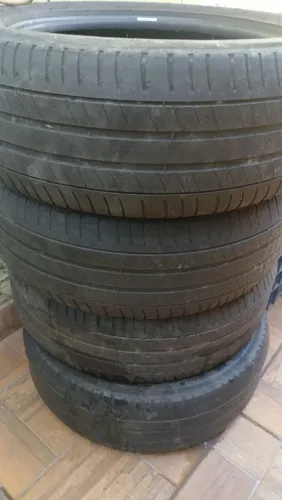 Pneus