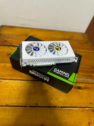 RX 580 8 GB (2 MESES DE USO)