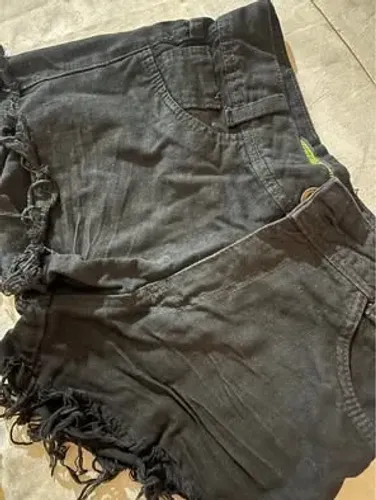 Short Jeans Vermelho Destroyed Feminino - Tamanho 38