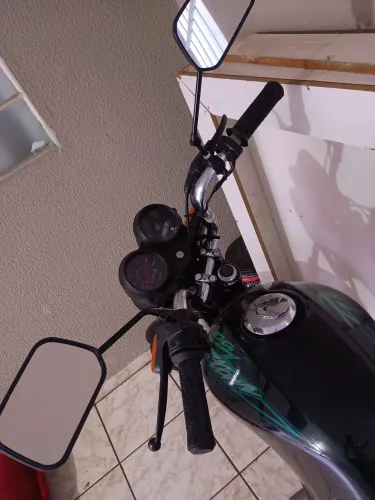 Moto Titan CG KS 2003 Em ótimo estado de conservação 