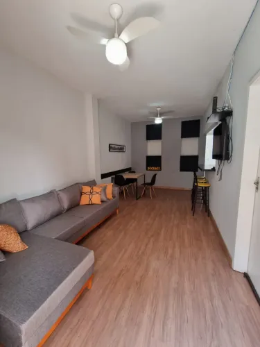 Casa 250 metros em Botafogo (9 quartos) alugada R$ 10 mil