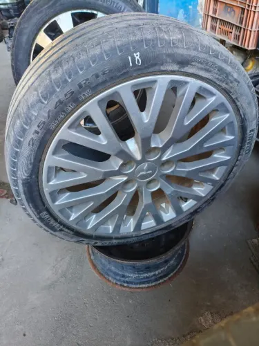 VENDO JOGO DE RODA 18 LANCER