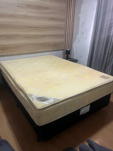 Vendo Cama box Conjunto