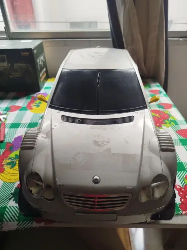 Carrinho da Mercedes 73 cm