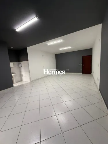 Sala Comercial para Aluguel com 50 m² no Jardim Vista Alegre, Excelente Localiza