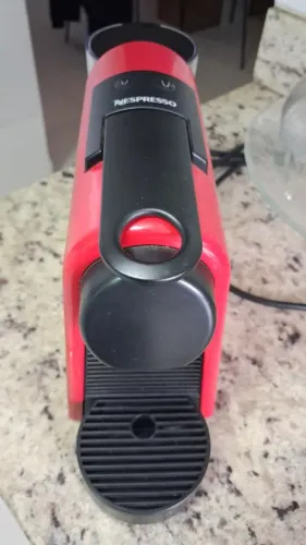 Cafeteira elétrica cápsula
