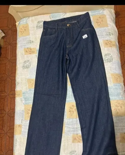 Calça Jeans Wide Leg - Tamanho 40 (Sem Uso)