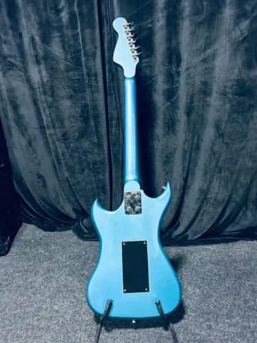 Guitarra Magnus caster star