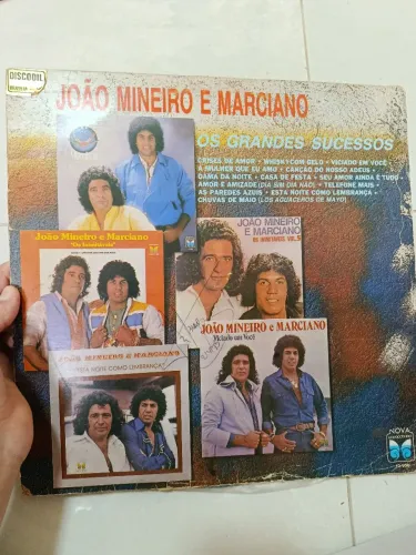 Disco de vinil do João mineiro e marciano ( os grandes sucessos)
