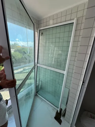 Porta de vidro com alumínio 2 folhas 