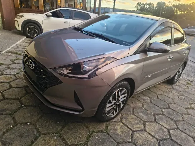 Hyundai HB20S Platinum 1.0 TB Flex 12V AUT 2022