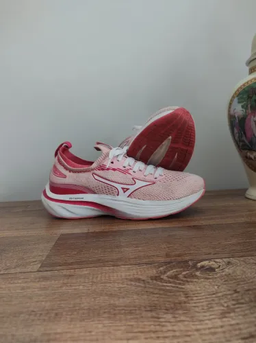 Tênis feminino Mizuno original