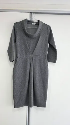 Vendo vestido cinza mesclado elegante 