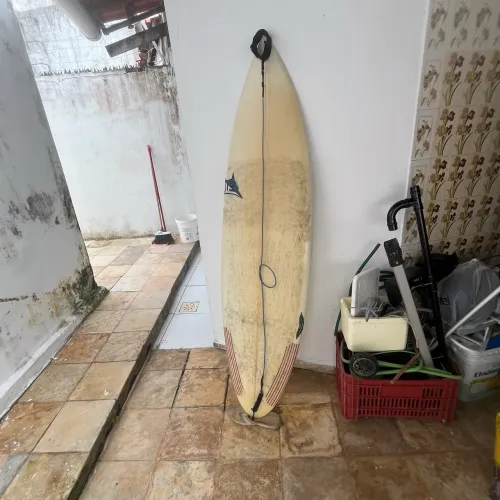Prancha de surf free session usada conservada