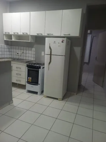 Aluga-se Flat a 250m da faculdade CET e da UESPI