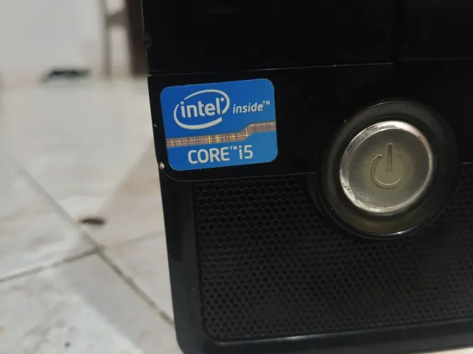 Computador Intel i5 8gb de ram HD de 460gb zerado