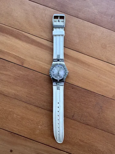 Relógio Swatch feminino usado