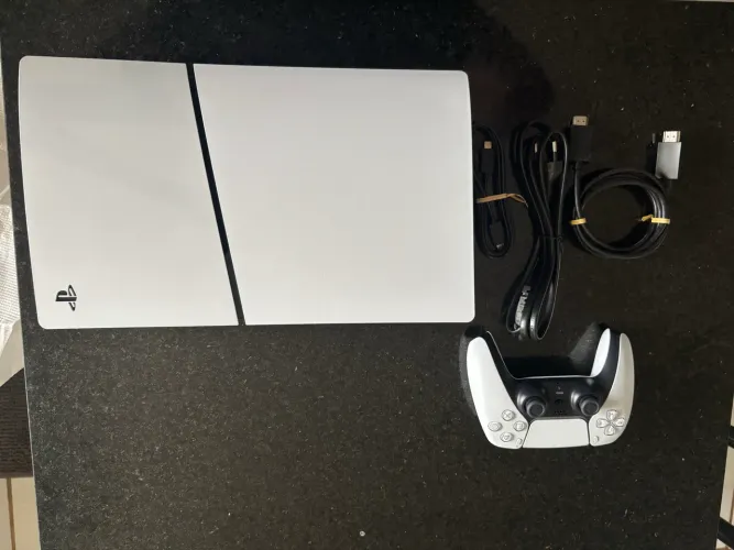 PS5 Slim 1TB
