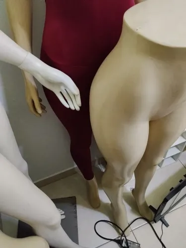Queima de estoque de roupas ?