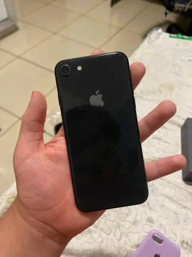 iPhone 8 64GB