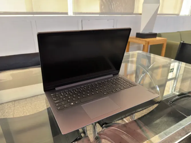Notebook Ideapad 3 15" - 256GB e 8GB Ram