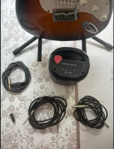 Guitarra Condor Stratocaster