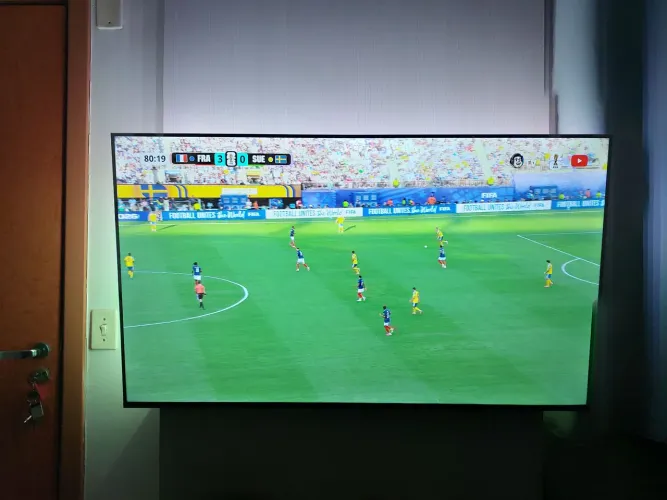 TV Ambilight 55 polegadas
