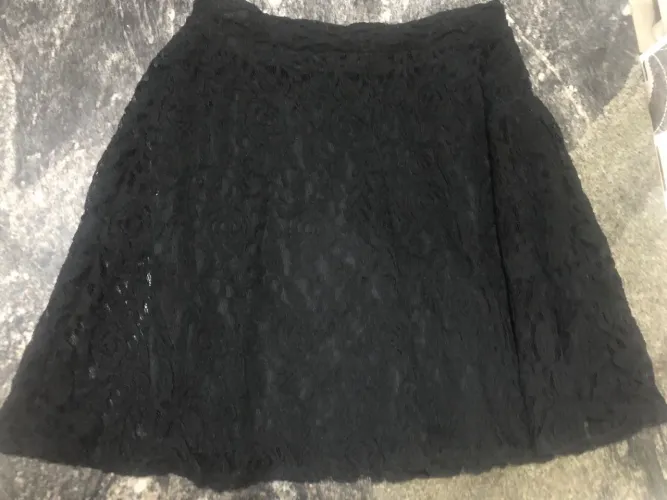 Saia preta de renda (M)