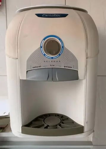 Bebedouro de Coluna Esmaltec Gelágua - Água Natural, Fria e Gelada