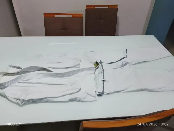 kimono Branco