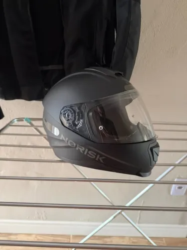Capacete Norisk Razor Monocolor Preto Fosco Tamanho 60 do capacete