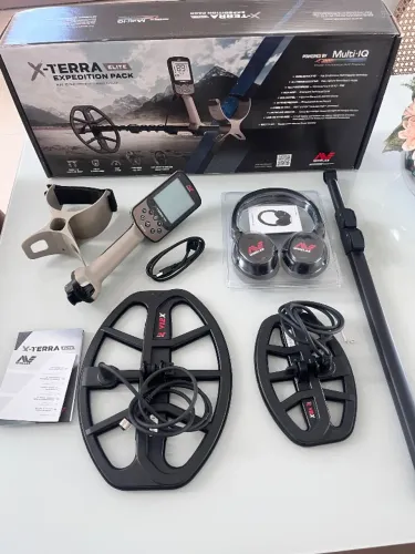 Detector de Metais Minelab X-Terra Elite Expedition Pack