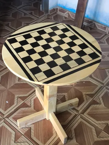 Mesa no formato Dama