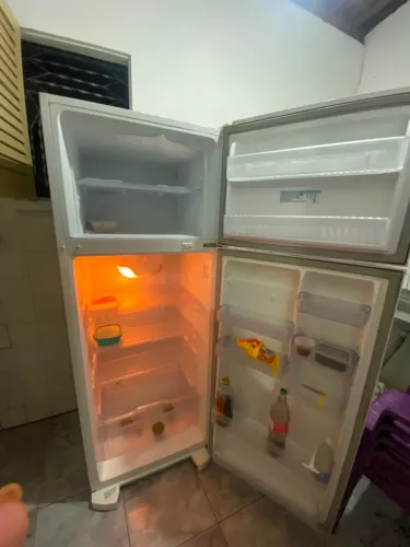 Geladeira eletrolux