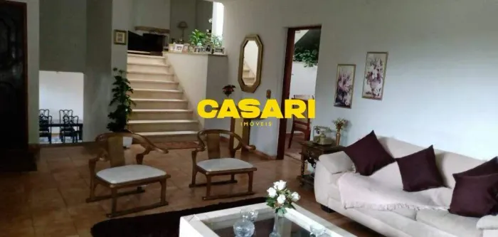 Casa de Alto Padrão com 5 Dormitórios e 600m² no Centro de São Bernardo do Campo