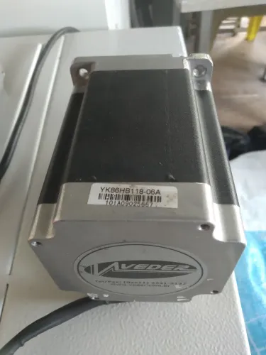 MOTOR DE PASSO VEDER YK86HB118-06A