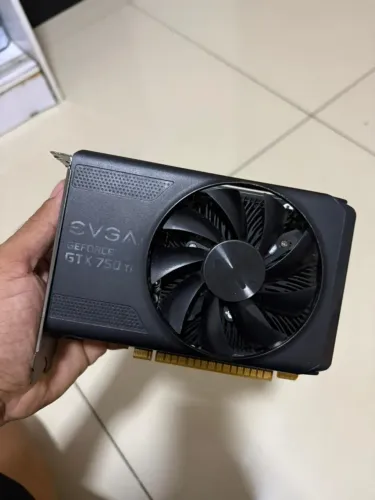 Placa de video Gtx 750TI 2GB (LER DESCRIÇÃO)