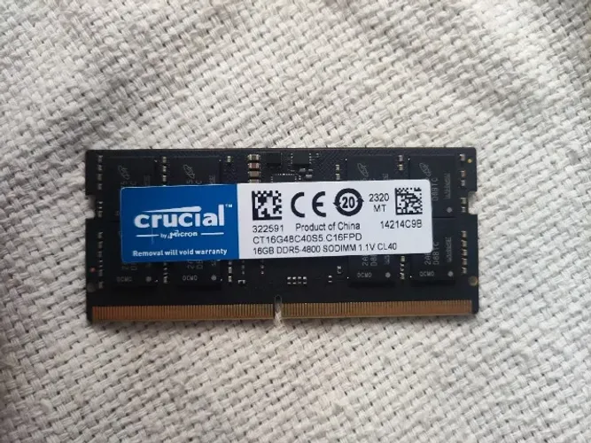 Memoria Ram Ddr5 Para Notebook 16gb 4800mhz Crucial Sodimm