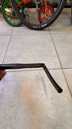 Guidão de Speed Carbon 420mm