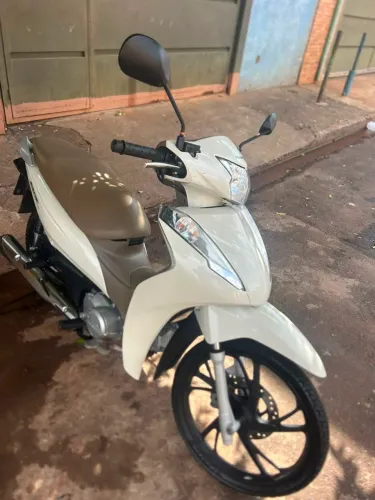 Vendo Honda Biz 125 2023